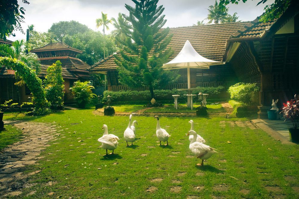 Pagoda Resorts Alappuzha Kültér fotó